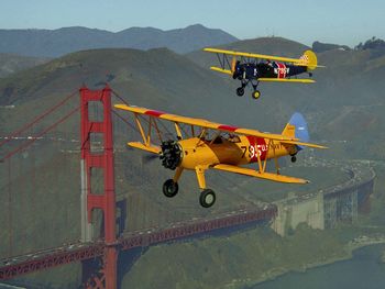Stearman N S Trainer And The Golden Gate Bridge, San Francisco, California screenshot