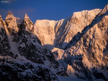 Sunrise On Alaska Range Denali National Park Alaska screenshot