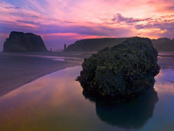 Sunrise Reflections, Bandon Beach, Oregon screenshot