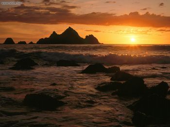 Sunset At Shelter Cove Near Pacifica California screenshot