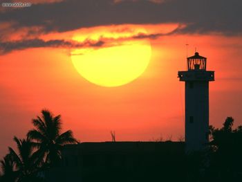Sunset Puerto Escondido Mexico screenshot