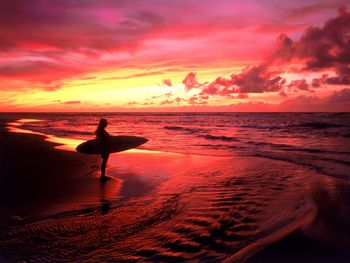 Surfer at Twilight Hawaii screenshot