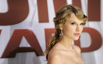 Taylor Swift 9 screenshot