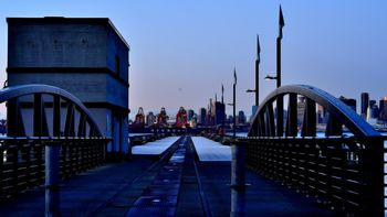 The Dock At Lonsdale Quay screenshot