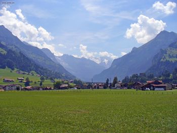 The Kander Valley At Frutigen screenshot