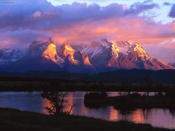 Torres Del Paine Serrano River Chile screenshot