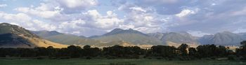 Triple Horizontal Mountains Clouds screenshot