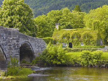 Tu Hwnt I’r Bont Tearoom, Llanrwst, Wales screenshot