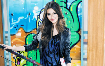 Victoria Justice 5 screenshot