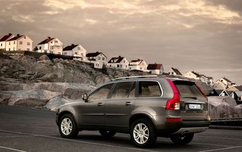 Volvo XC90 screenshot