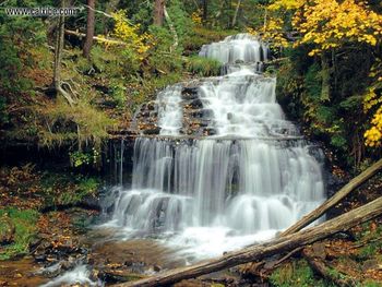 Wagner Falls Alger County Michigan screenshot