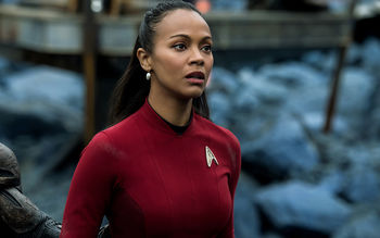 Zoe Saldana Uhura Star Trek Beyond screenshot